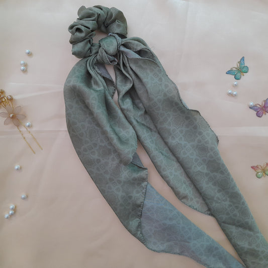 Chiffon green Tail scrunchie